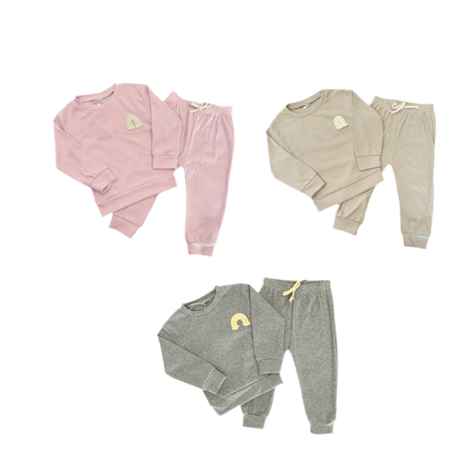 Conjunto Polerón y Pantalón