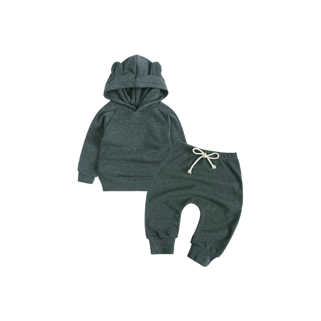 Conjunto Polerón y Pantalón con Gorro