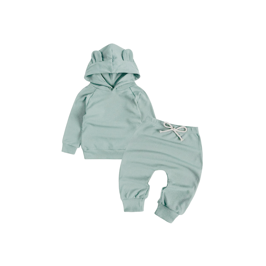 Conjunto Polerón y Pantalón con Gorro